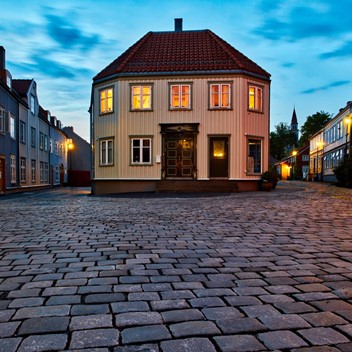 Huset i midten