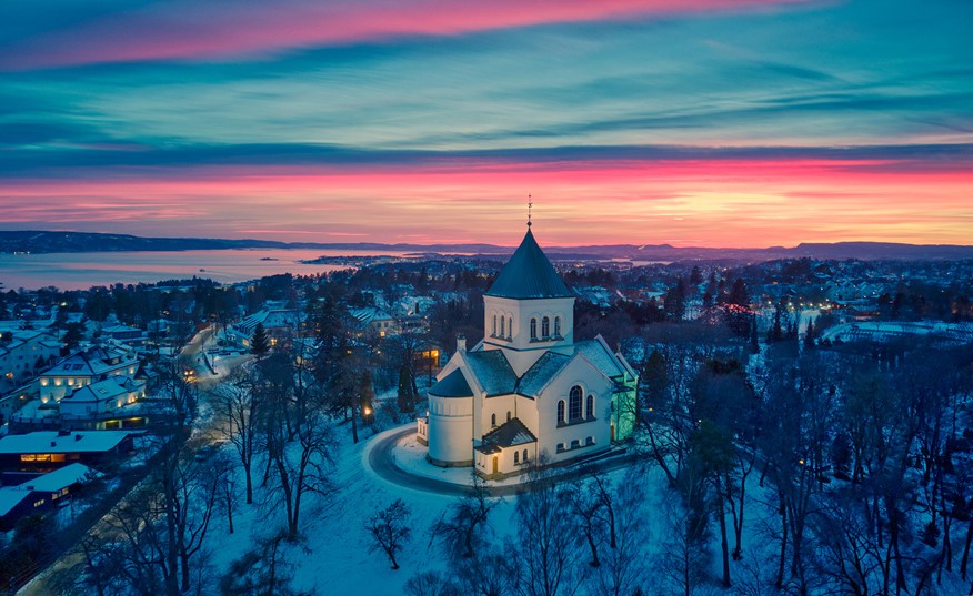 Ullern Kirke Vinter